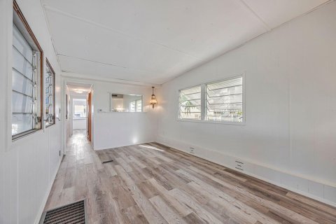Apartment in Delray Beach, Florida 2 bedrooms, 85.1 sq.m. № 2261566 - photo 17