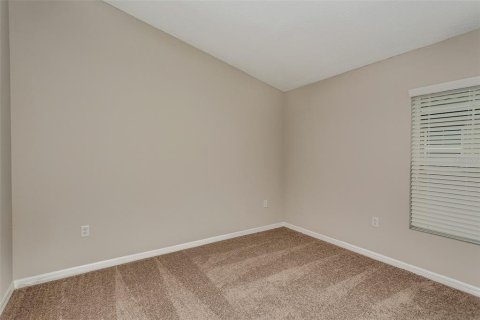 House in Davenport, Florida 4 bedrooms, 171.87 sq.m. № 1835814 - photo 18