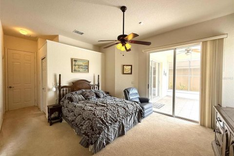 House in Kissimmee, Florida 4 bedrooms, 213.49 sq.m. № 2105540 - photo 23