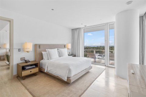 Condo in Surfside, Florida, 2 bedrooms  № 1865514 - photo 6