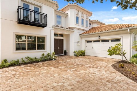 Villa ou maison à vendre à Orlando, Floride: 4 chambres, 391.4 m2 № 2430787 - photo 2