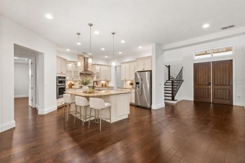 Villa ou maison à vendre à Orlando, Floride: 4 chambres, 391.4 m2 № 2430787 - photo 6