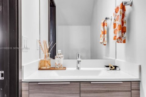 Купить таунхаус в Майами-Лейкс, Флорида 3 спальни, 157.19м2, № 1984028 - фото 25