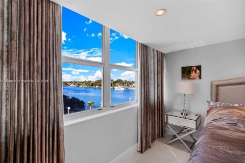 Снять в аренду кондоминиум в Майами-Бич, Флорида 1 спальня, 78.04м2, № 1955419 - фото 11