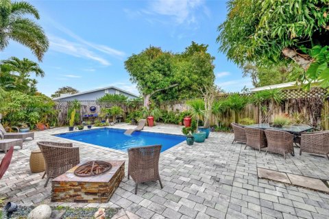 Propiedad comercial en venta en Oakland Park, Florida № 1483110 - foto 5