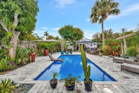 Propiedad comercial en venta en Oakland Park, Florida № 1483110 - foto 2