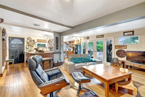 Propiedad comercial en venta en Oakland Park, Florida № 1483110 - foto 17