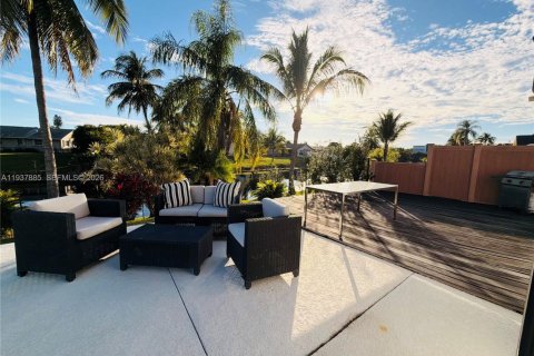 Casa en venta en Deerfield Beach, Florida, 3 dormitorios, 186.55 m2 № 1998126 - foto 7