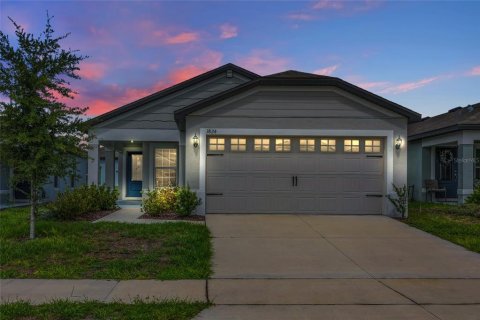 House in Lake Alfred, Florida 3 bedrooms, 104.05 sq.m. № 2104441 - photo 2