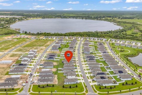House in Lake Alfred, Florida 3 bedrooms, 104.05 sq.m. № 2104441 - photo 26