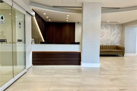 Copropriété à louer à Hollywood, Floride: 1 chambre, 82.03 m2 № 1970446 - photo 16