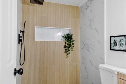 Villa ou maison à vendre à Saint Petersburg, Floride: 3 chambres, 78.41 m2 № 2396659 - photo 8
