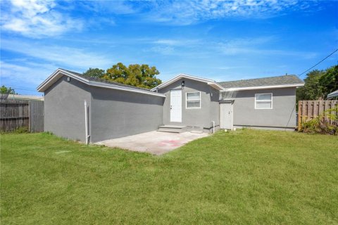 Villa ou maison à vendre à Saint Petersburg, Floride: 3 chambres, 78.41 m2 № 2396659 - photo 18