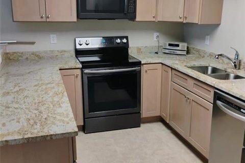 Villa ou maison à louer à Mulberry, Floride: 3 chambres, 114.73 m2 № 1856083 - photo 3