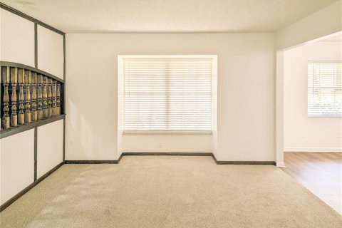 Villa ou maison à louer à Brandon, Floride: 4 chambres, 195.56 m2 № 2413767 - photo 22