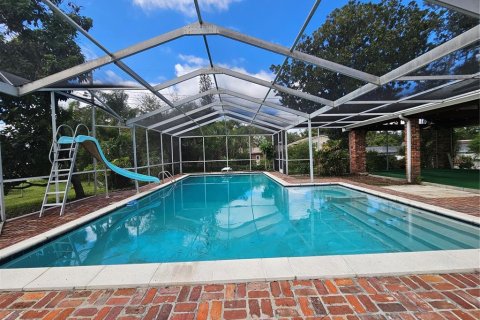 Villa ou maison à louer à Brandon, Floride: 4 chambres, 195.56 m2 № 2413767 - photo 26
