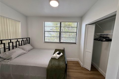 Снять в аренду виллу или дом в Майами-Бич, Флорида 2 спальни, 91.69м2, № 1996352 - фото 11