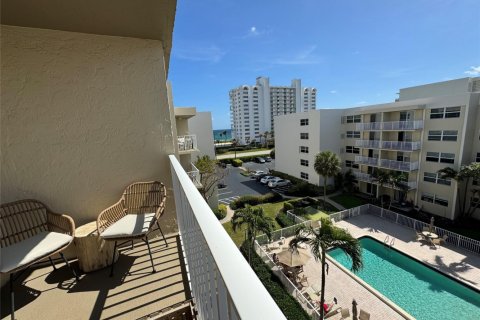 Condominio en alquiler en Boca Raton, Florida, 1 dormitorio № 1042989 - foto 1