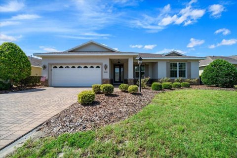 House in Ocala, Florida 3 bedrooms, 177.07 sq.m. № 1785598 - photo 1