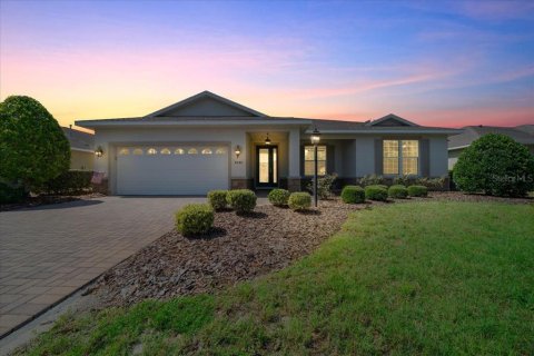 House in Ocala, Florida 3 bedrooms, 177.07 sq.m. № 1785598 - photo 2