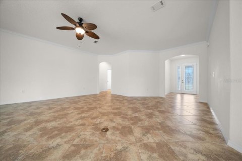 House in Ocala, Florida 3 bedrooms, 177.07 sq.m. № 1785598 - photo 13