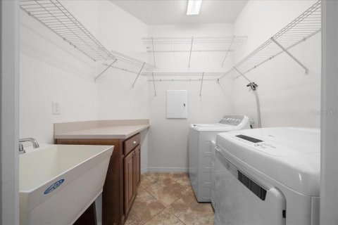 House in Ocala, Florida 3 bedrooms, 177.07 sq.m. № 1785598 - photo 23