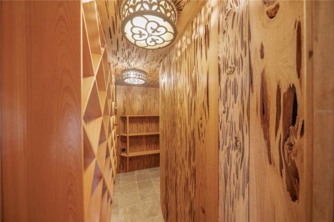 House in Sarasota, Florida 5 bedrooms, 726.22 sq.m. № 1879522 - photo 20
