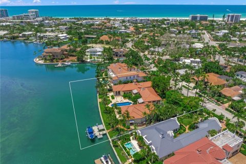 House in Sarasota, Florida 5 bedrooms, 726.22 sq.m. № 1879522 - photo 3