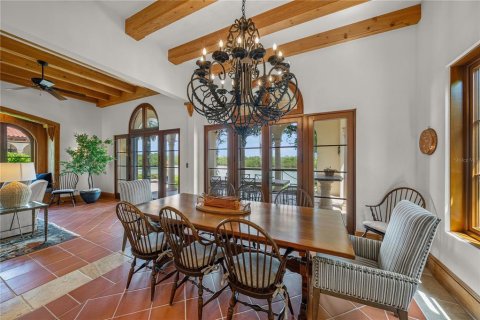 House in Sarasota, Florida 5 bedrooms, 726.22 sq.m. № 1879522 - photo 8