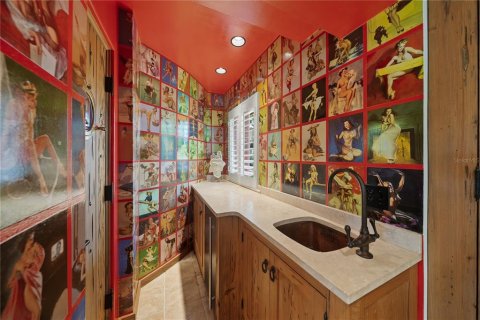 House in Sarasota, Florida 5 bedrooms, 726.22 sq.m. № 1879522 - photo 19