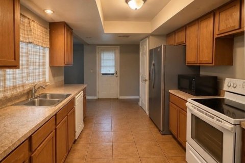 Villa ou maison à vendre à Orlando, Floride: 4 chambres, 170.94 m2 № 2430811 - photo 2