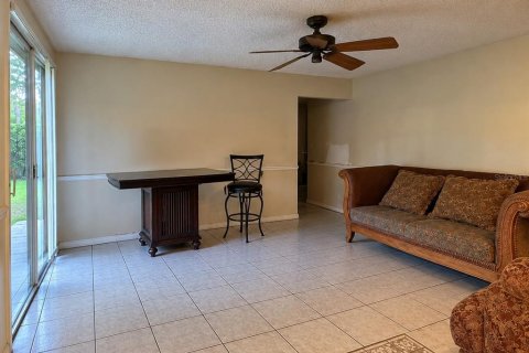 Villa ou maison à vendre à Orlando, Floride: 4 chambres, 170.94 m2 № 2430811 - photo 3