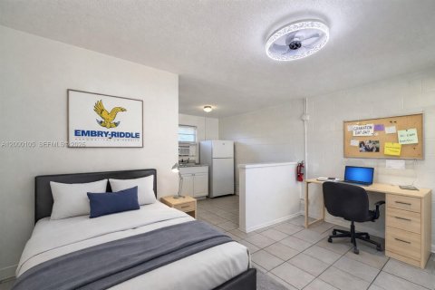 Studio à South Daytona, Floride № 2170131