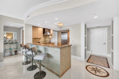 Condo in Pompano Beach, Florida, 3 bedrooms  № 2069483 - photo 15