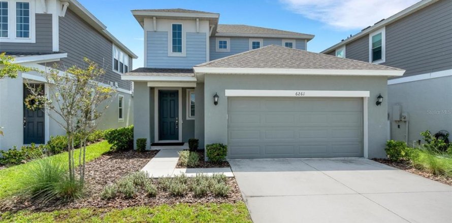 House in Lakeland, Florida 3 bedrooms, 195.28 sq.m. № 1780709