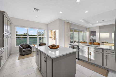 Casa en venta en Port St. Lucie, Florida, 3 dormitorios, 239.69 m2 № 2010281 - foto 10