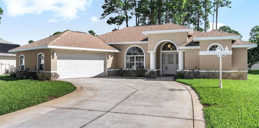 Villa ou maison à Palm Coast, Floride 3 chambres, 191.84 m2 № 2416581