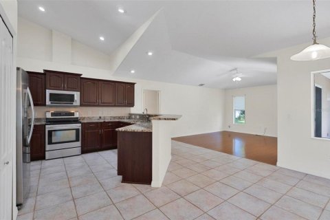 Villa ou maison à vendre à Palm Coast, Floride: 3 chambres, 191.84 m2 № 2416581 - photo 13