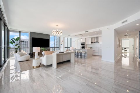 Condominio en Fort Lauderdale, Florida, 2 dormitorios  № 2041110