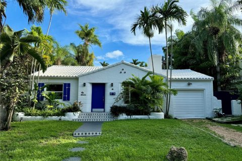 Casa en venta en Miami, Florida, 3 dormitorios № 1811477 - foto 13