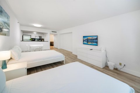 Купить кондоминиум в Майами-Бич, Флорида 4 комнаты, 52.95м2, № 2183058 - фото 9