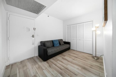 Купить кондоминиум в Майами-Бич, Флорида 4 комнаты, 52.95м2, № 2183058 - фото 14