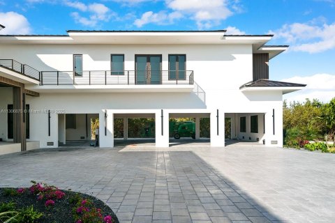 House in Marathon, Florida 9 bedrooms, 1743.13 sq.m. № 1811146 - photo 15