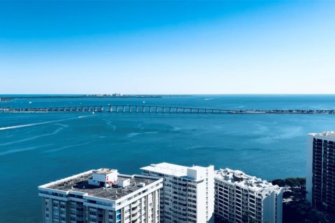Condo in Miami, Florida, 1 bedroom  № 1932342 - photo 10