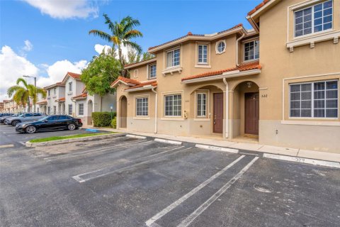 Copropriété à vendre à Miami Gardens, Floride: 3 chambres, 131.83 m2 № 2010990 - photo 3
