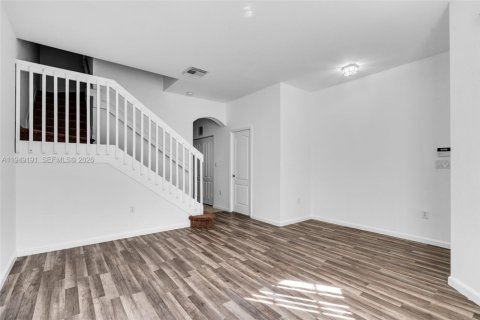 Copropriété à vendre à Miami Gardens, Floride: 3 chambres, 131.83 m2 № 2010990 - photo 5