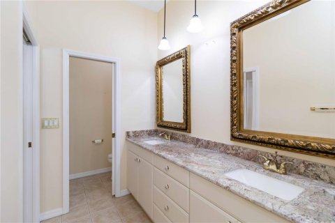House in North Port, Florida 2 bedrooms, 136.75 sq.m. № 1883047 - photo 19