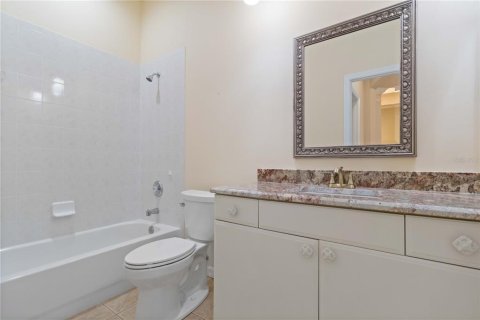 House in North Port, Florida 2 bedrooms, 136.75 sq.m. № 1883047 - photo 22
