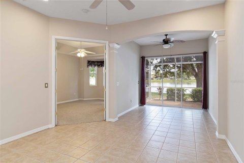House in North Port, Florida 2 bedrooms, 136.75 sq.m. № 1883047 - photo 11
