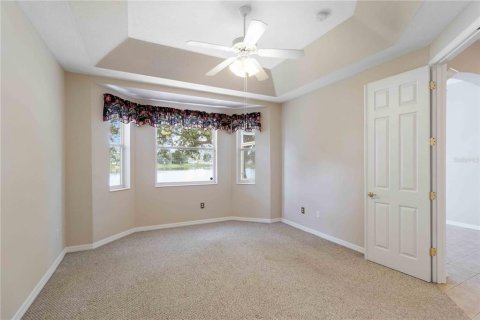House in North Port, Florida 2 bedrooms, 136.75 sq.m. № 1883047 - photo 16